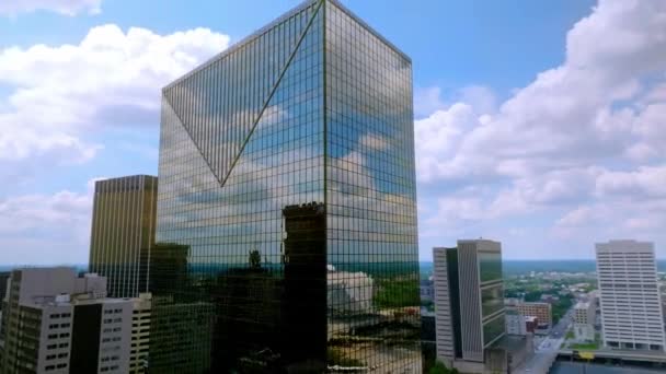 Edificio Vidrio Centro Atlanta Georgia Movimiento Drones Inclinables — Vídeos de Stock