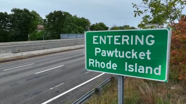 Stigande Antenn Avslöjar Rhode Island Den Minsta Staten Usa Hösten — Stockvideo