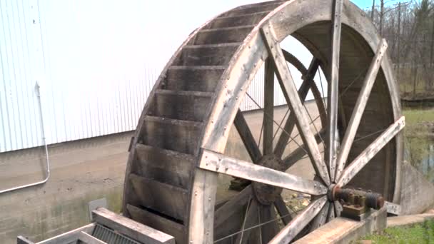 Waterrad Van Oude Molen Bij Wolcott Mill Metropark Michigan Slow — Stockvideo