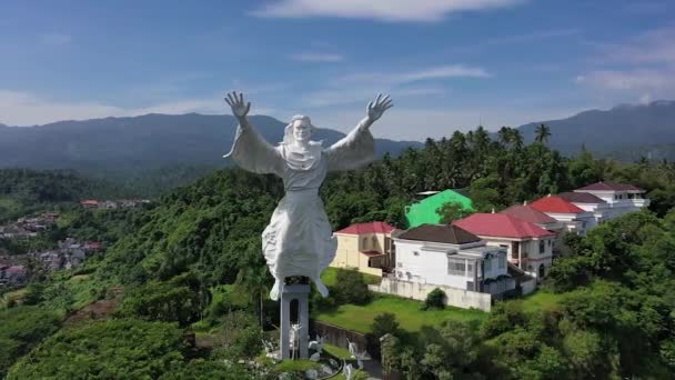 Drone Lihat Patung Yesus Raksasa Monumen Yesus Memberkati Manado Sulawesi — Stok Video