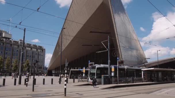 Zpomalený Záběr Dojíždějících Rotterdamské Hlavní Nádraží — Stock video