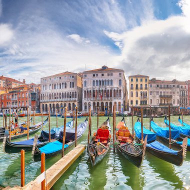 Ünlü Canal Grande ile Venedik 'in şaşırtıcı sabah manzarası. Popüler seyahat yeri... Konum: Venedik, Dolomitler, İtalya, Avrupa