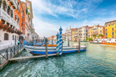 Ünlü Canal Grande ile Venedik 'in şaşırtıcı sabah manzarası. Popüler seyahat yeri... Konum: Venedik, Dolomitler, İtalya, Avrupa