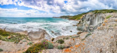 Batı kıyısındaki Torre Arjantin 'in inanılmaz manzarası. Bosa yakınlarındaki Costa Tentizzos boyunca. Konum: Bosa, Oristano ili, İtalya, Avrupa