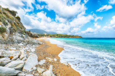 Castellammare del Golfo yakınlarındaki Guidaloca Sahili 'nin muhteşem deniz manzarası. Popüler seyahat yeri. Konum: Castellammare del Golfo, Trapani ili, Sicilya, İtalya, Avrupa