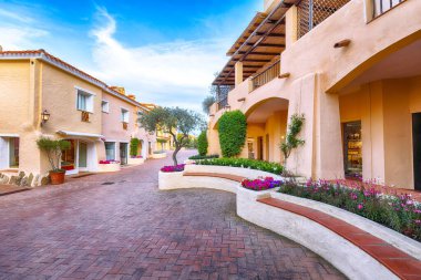 Porto Cervo kasabasının inanılmaz manzarası. Akdeniz 'in popüler turizm beldesi. Konum: Arzachena, Sassari ili, Sardunya, İtalya, Avrupa