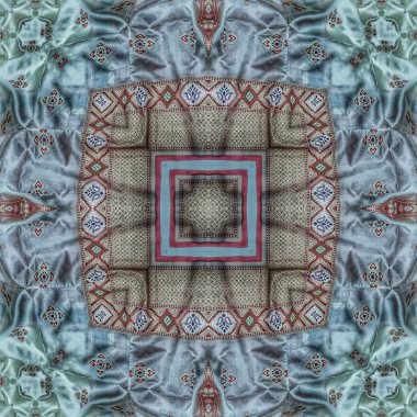 Türk nakışı ve batik baskısı halı, halı, döşeme ve döşeme işlerinde kullanılıyor. Ev dekorasyonu, ambalaj kağıdı, perdeler, duvar kaplaması vs. için desen tasarımı