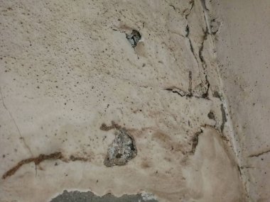 Paslı duvar beton dokusu dayanıklı sıva, tahta ve duvar kapağı kavramını değiştirecek. Kumaşa, duvar kağıdına, fayanslara, muşambaya basılacak gerçekçi kirli granitin modern oluşumu