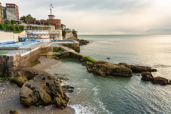 Sports Facilities Sea Built Top Rocks Waves Break Gijon Asturias — Stock Photo, Image