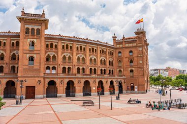 İspanya 'nın Madrid şehrinin merkezinde, Las Ventas' ın kordon ve boğa güreşi