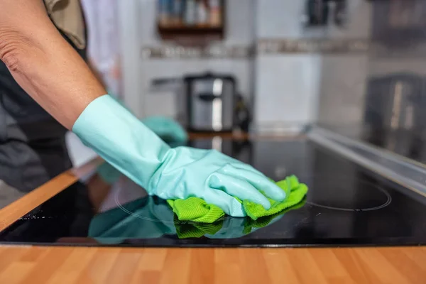 Hand Woman Gloves Scrubbing Ceramic Hob Cloth Soap — Stock Photo, Image