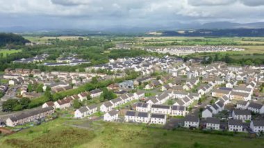 İskoçya 'daki bir tepenin tepesinden Stirling şehrinin manzarası
