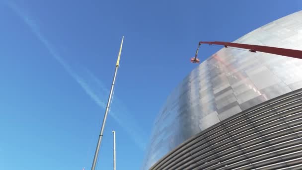 Grande Estádio Real Madrid Com Guindastes Operando Renovação Edifício — Vídeo de Stock