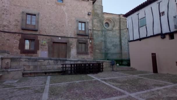 Casa Del Doncel Στην Παλιά Πόλη Της Μεσαιωνικής Πόλης Siguenza — Αρχείο Βίντεο