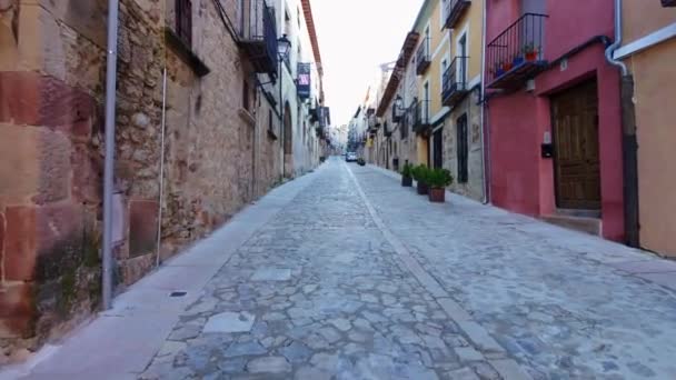 Плаза Мэр Средневекового Города Сигуэлла Каменными Арками Колоннами Испания — стоковое видео