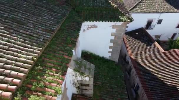 Luchtfoto Van Daken Het Stadsgezicht Van Middeleeuwse Stad Caceres Spanje — Stockvideo