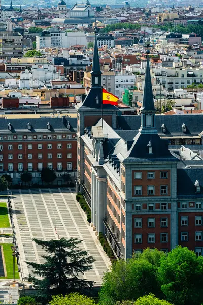 Historiska Byggnader Staden Madrid Vid Ingången Till Staden Vägen Till Stockfoto