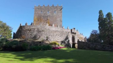 Kalesi ile birlikte ortaçağ kalesi, Sotomayor, Pontevedra, İspanya