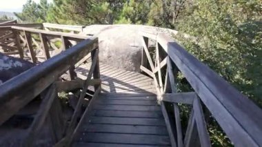 Mirador de Ogrove 'dan Pontevedra, Galiçya' daki plajların muhteşem manzarasını görebilirsiniz.