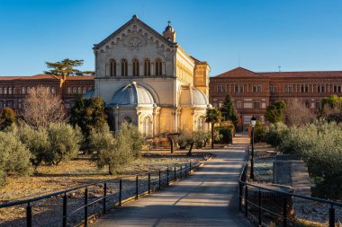 İspanya 'nın Castilla la la Mancha kentindeki Guadalajara şehrindeki antik Hristiyan kilisesi.