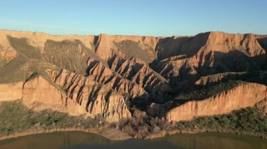 Etkileyici aşınmış dağlar Colorado kanyonu, Toledo, İspanya 'ya benzer.