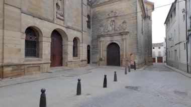 El Salvador 'un kutsal kilisesi, Ubeda, Jaen' deki ortaçağ kilisesi.
