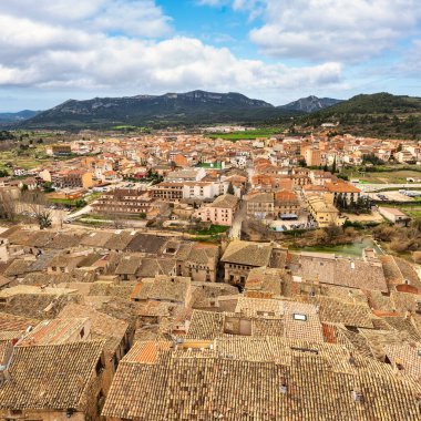 Matarrana, Teruel bölgesindeki ortaçağ Valderrobres köyünün panoramik manzarası