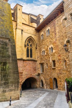 Eski kasabası Bask Ülkesi 'ndeki Getaria turizm kasabasının ortaçağ tarihi yeri