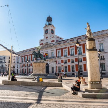 Madrid, İspanya, 26 Temmuz 2025: Puerta del Sol 'daki Madrid halkının yönetim merkezi..