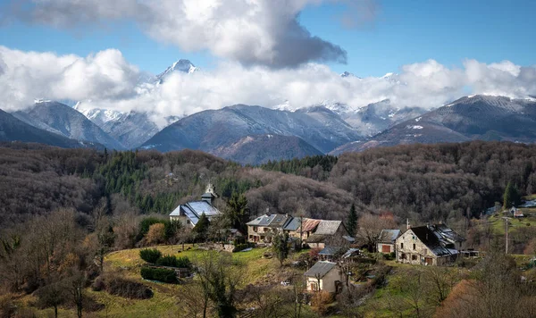 Horská Vesnice Pyrenejích Jihozápadě Francie — Stock fotografie