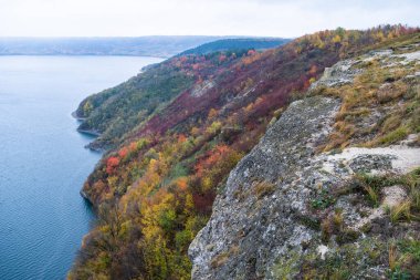 Sonbahar manzarası çok güzel.