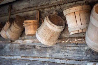 дерев'яні Ступка на білому фоні