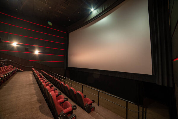 Интерьер современного зала
