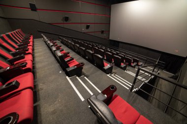 Modern bir ofis binası.