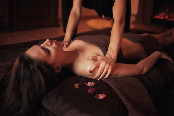 Beautiful Young Woman Lying Massage Table Spa Salon — Stock Photo, Image