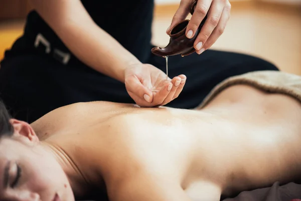 Young Woman Getting Massage Spa Salon — Stock Photo, Image
