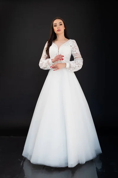 Schöne Mädchen Einem Weißen Kleid — Stockfoto