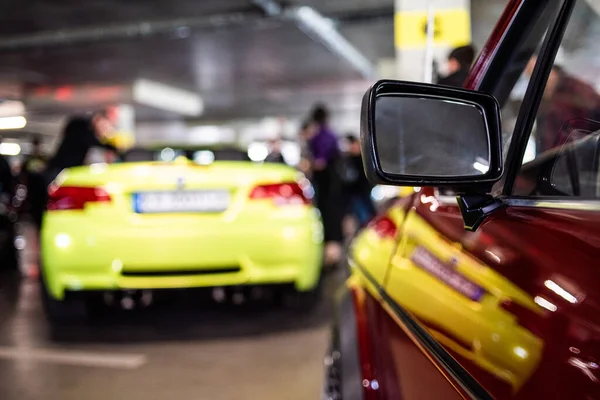 Lviv Oekraïne 2023 Popcorn Cars Show Tuning Houding Auto Mensen — Stockfoto