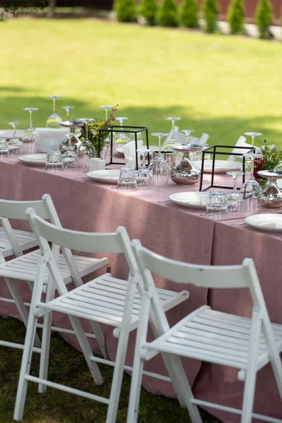 Tisch Für Hochzeitsfeier Gedeckt — Stockfoto