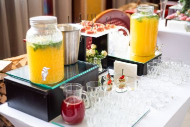 Lüks otelde yemek büfesi.