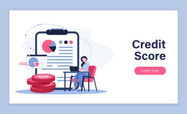 Kredi skorunu anlamak. Dizüstü bilgisayarı olan kadın dosya ve bozuk para yığınının yanında oturuyor. Finansal okuryazarlık, bütçe ve muhasebe. İniş web sayfası tasarımı. Düz vektör illüstrasyonu