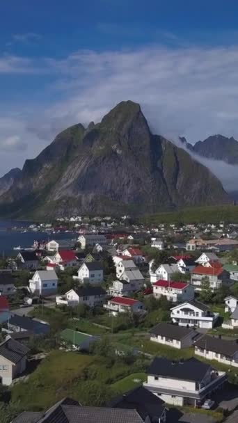 Letecký Pohled Malebné Rybářské Městečko Reine Ostrovech Lofoten Norsku Oblíbená — Stock video