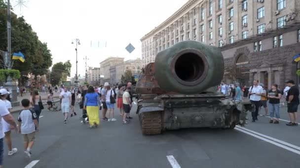 Kyiv Ukraine Aug 2022 Знищено Російську Військову Техніку Центрі Києва — стокове відео