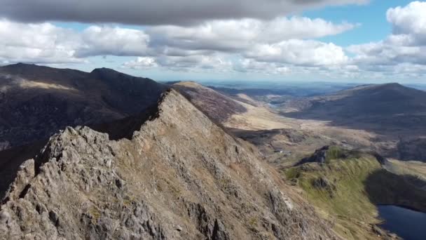 Snowdon National Park Snowdonia Wales Conquering Snowdon Journey Summit Wales — Stock video