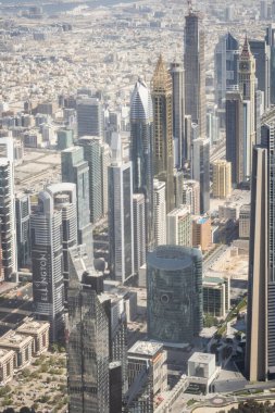 Dubai, BAE - 8 Mart 2025 - Burj Halife Kulesi 'nin 148. katından Dubai' nin havadan görünüşü - Birleşik Arap Emirlikleri - Seyahat varış noktası - 19