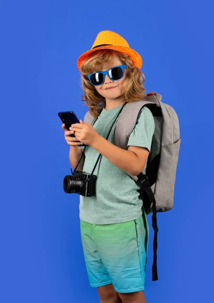 Gezgin Turist Çocuk Yaşında Cep Telefonu Olan Çocuk — Stok fotoğraf