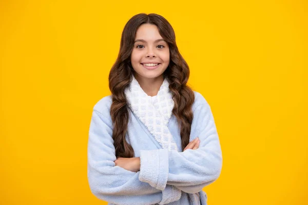 Teenager Girl Crossed Arms Isolated Yellow Background Studio Portrait Child —  Fotos de Stock