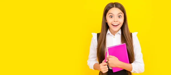 Para Estudo Nível Avançado Garota Surpresa Segurar Livro Educação Escolar — Fotografia de Stock