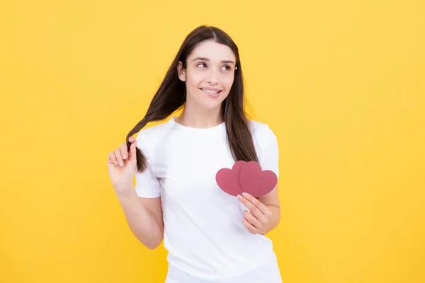 Young Woman Valentines Day Concept Girl Heart Shaped Card Lovely — Stock Photo, Image