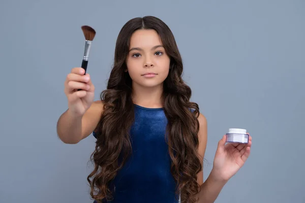 Kids Make Products Makeup Teen Child Artist Apply Face Powder — Stok fotoğraf
